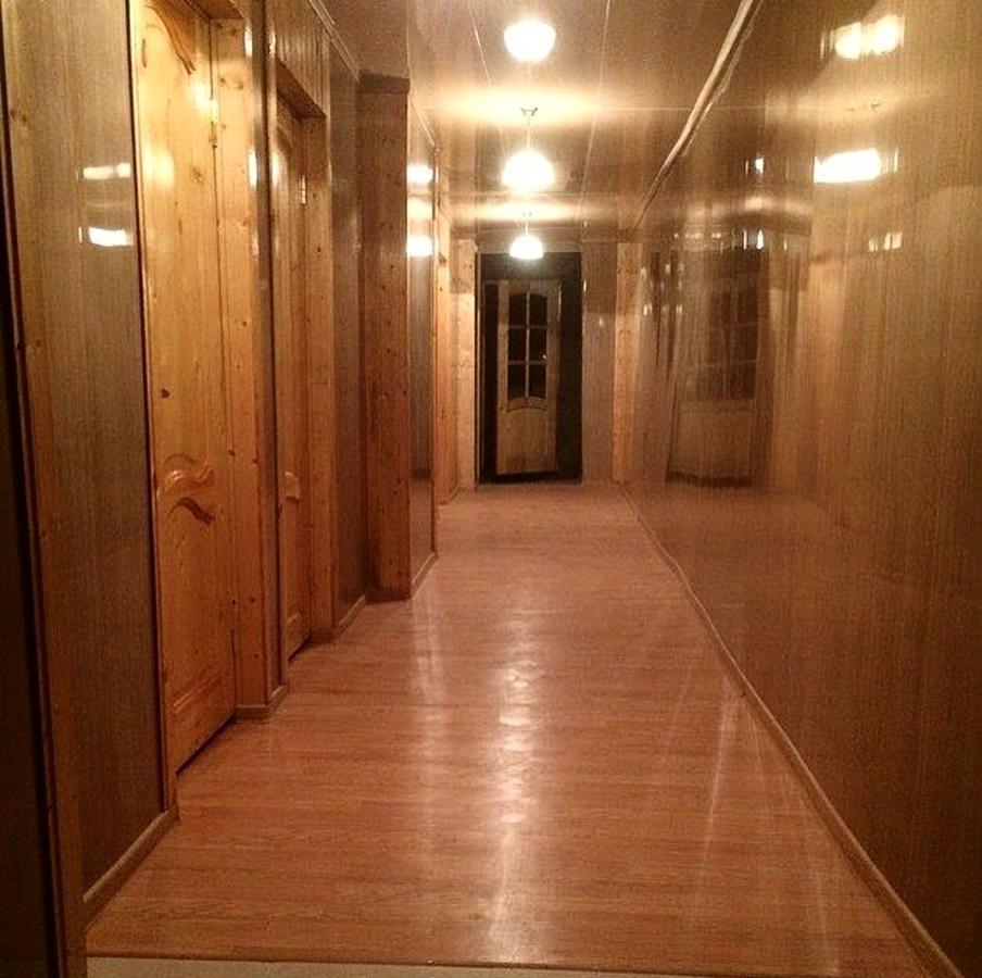 Guesthouse On Zheleznodorozhnaya Sukhumi Eksteriør bilde