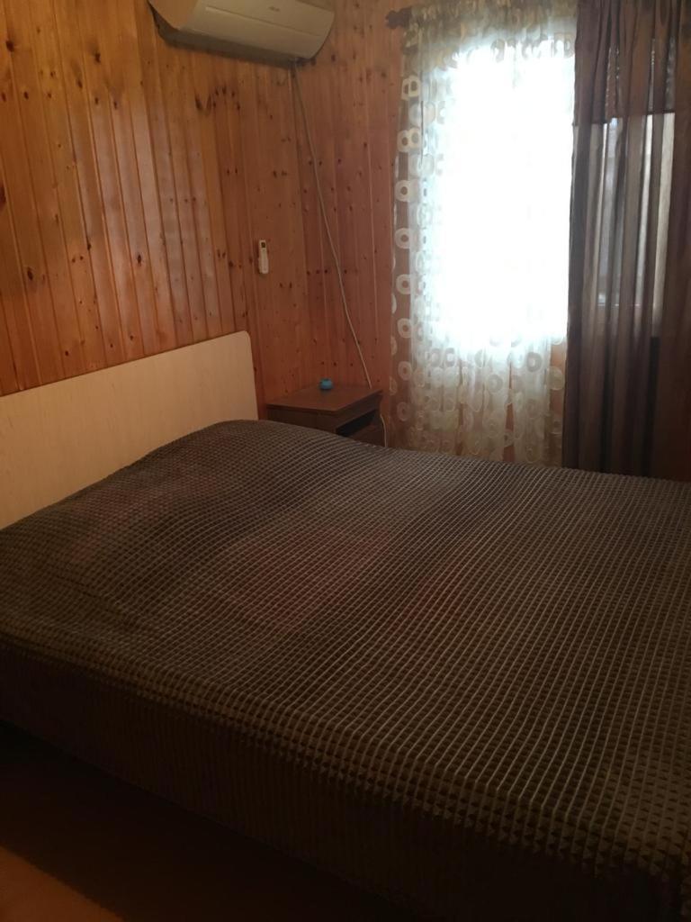 Guesthouse On Zheleznodorozhnaya Sukhumi Eksteriør bilde