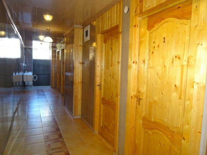 Guesthouse On Zheleznodorozhnaya Sukhumi Eksteriør bilde